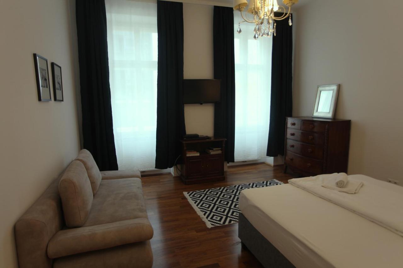 Casa Nostra - Ausgefallene Wohnung Am Augarten فيينا المظهر الخارجي الصورة