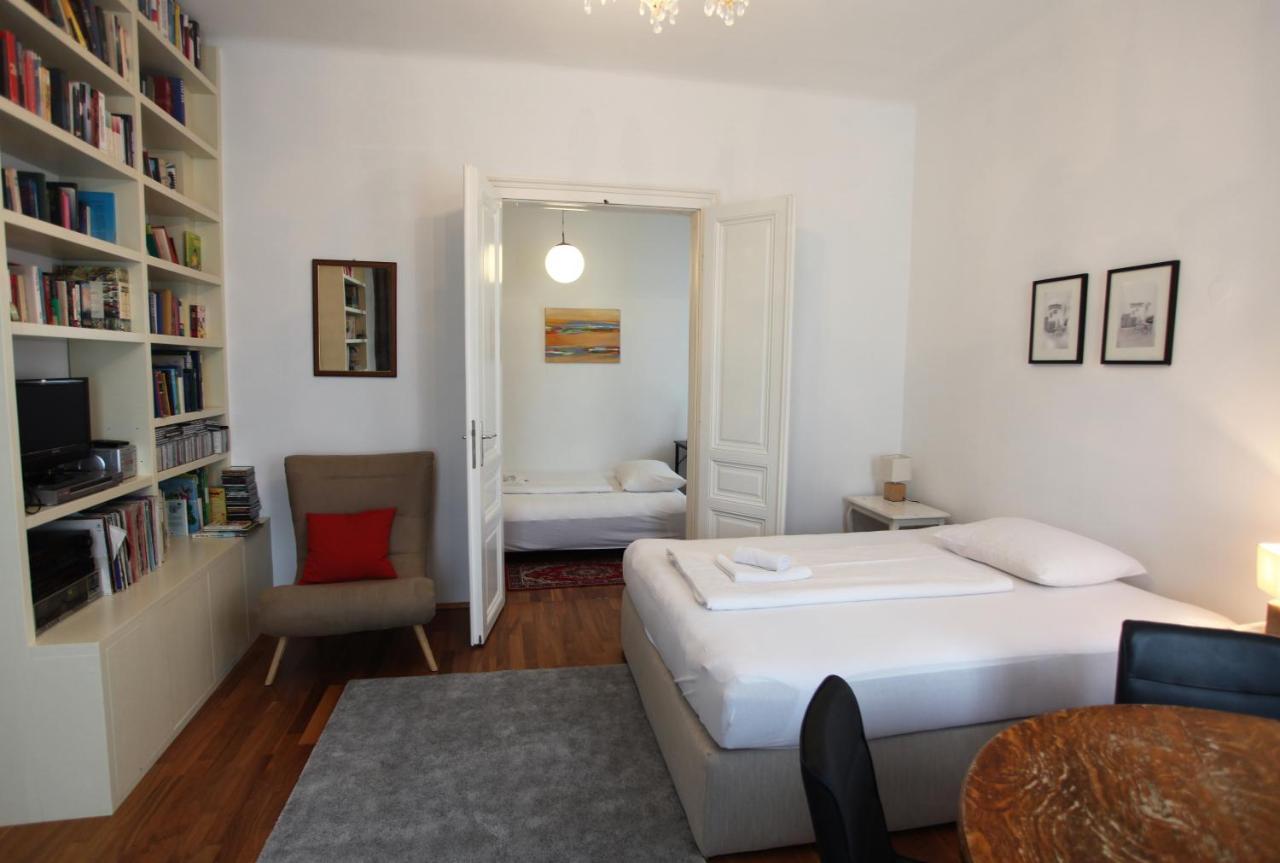 Casa Nostra - Ausgefallene Wohnung Am Augarten فيينا المظهر الخارجي الصورة