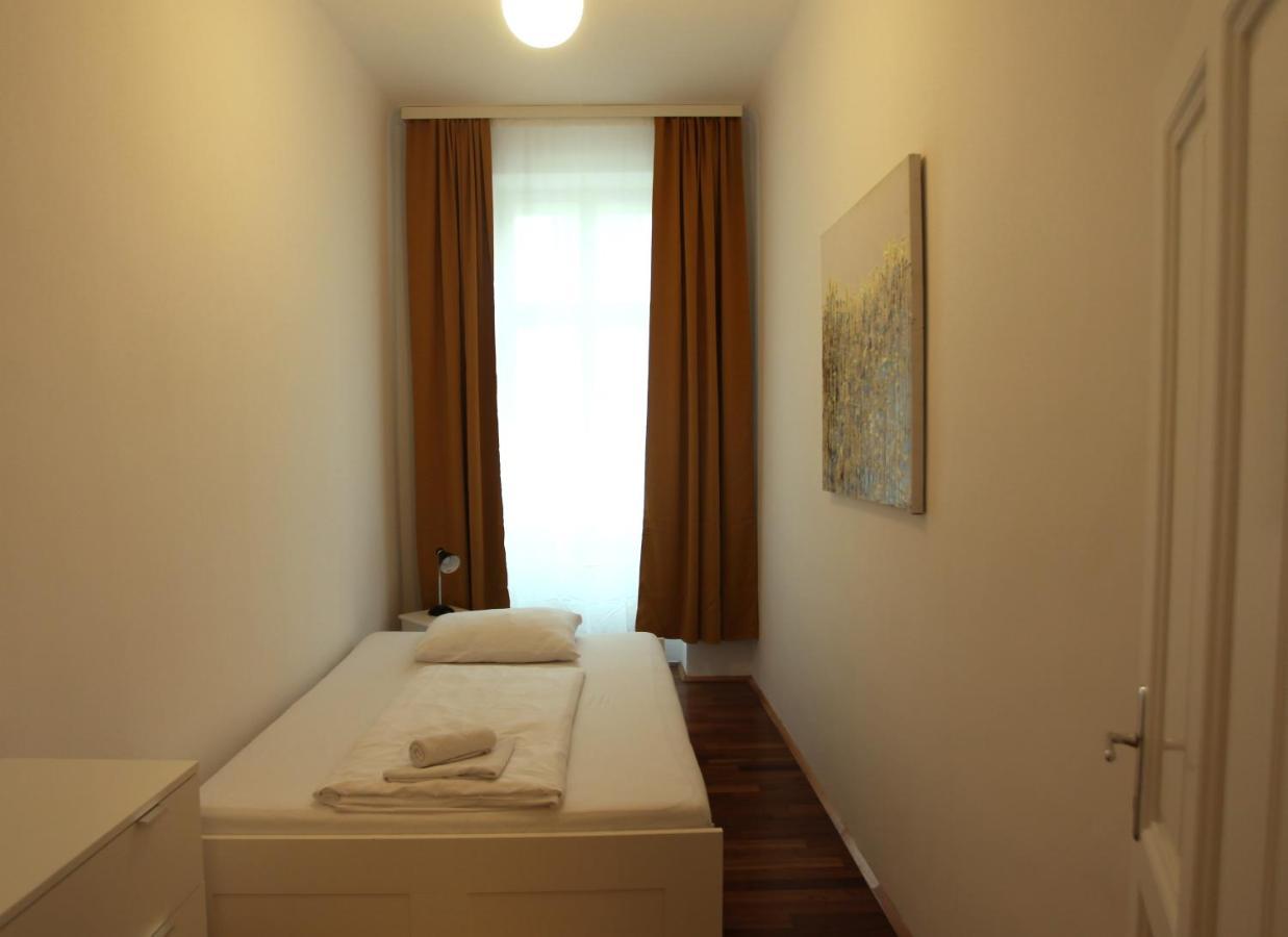 Casa Nostra - Ausgefallene Wohnung Am Augarten فيينا المظهر الخارجي الصورة