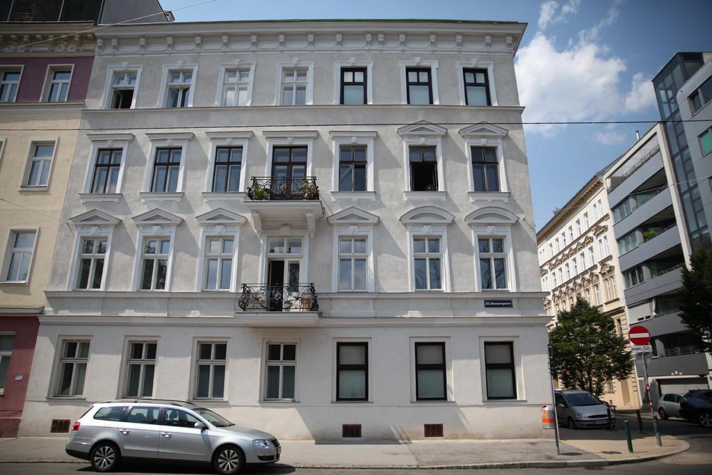 Casa Nostra - Ausgefallene Wohnung Am Augarten فيينا المظهر الخارجي الصورة